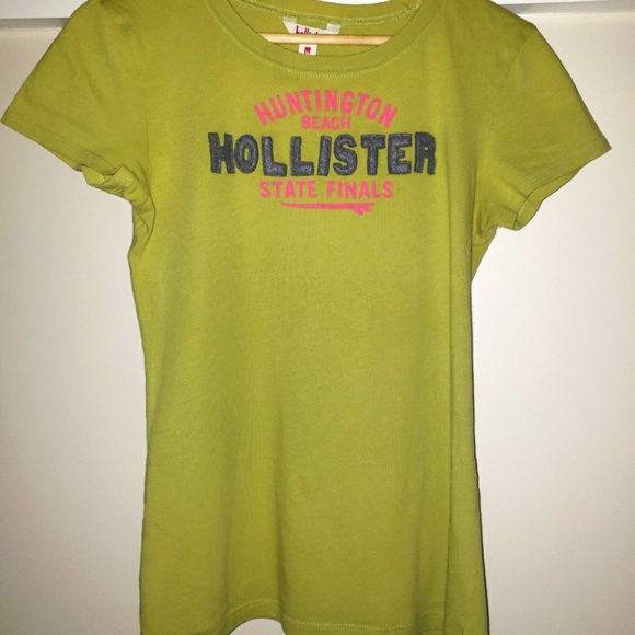 Hollister T-Shirt - Picture 1 of 2